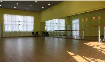 舞蹈教室專用什么地板比較好？