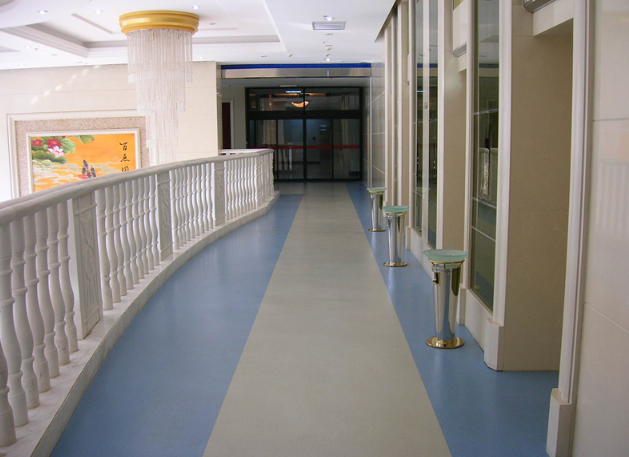 進(jìn)口PVC地板和國產(chǎn)PVC地板的區(qū)別是什么？