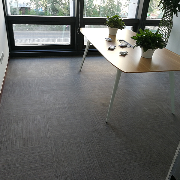 國(guó)富會(huì)計(jì)師事務(wù)所辦公室地板鋪裝完成